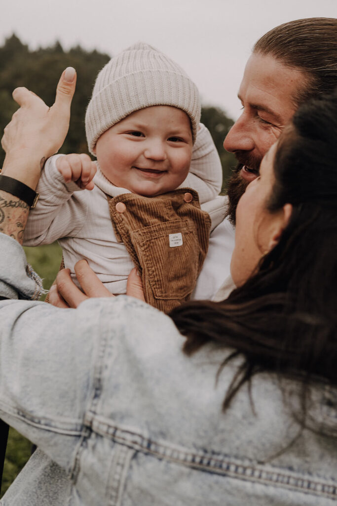 Fotograf-Freiburg-Familien-Familienfotograf-Vater-Sohn-Kind-Mutter-Kinderfotografie
