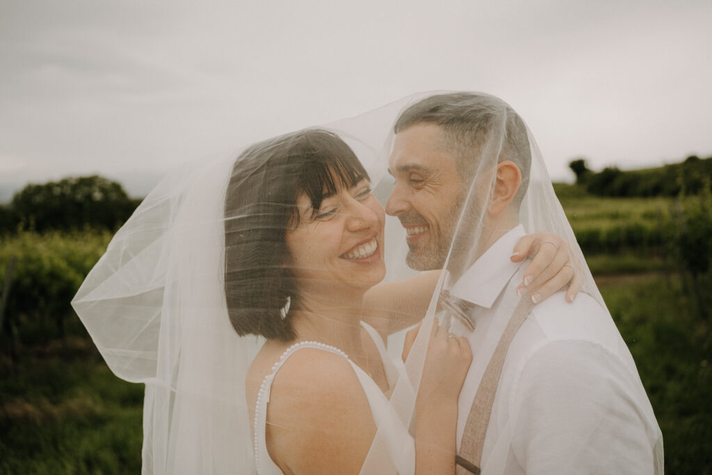 Hochzeitsfotograf-Freiburg-Schwarzwald-Fotograf-Hochzeiten-Hochzeitspaar-Ehepaar-Freiburg